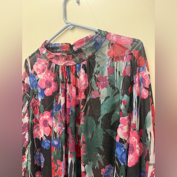 Floral Mesh Top - Picture 3 of 5